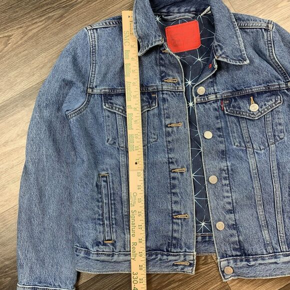 Levi's Red Label Women's Denim Trucker Jacket in Blue Sz M - Picture 4 of 7